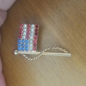 Gold Tone American Flag Pin